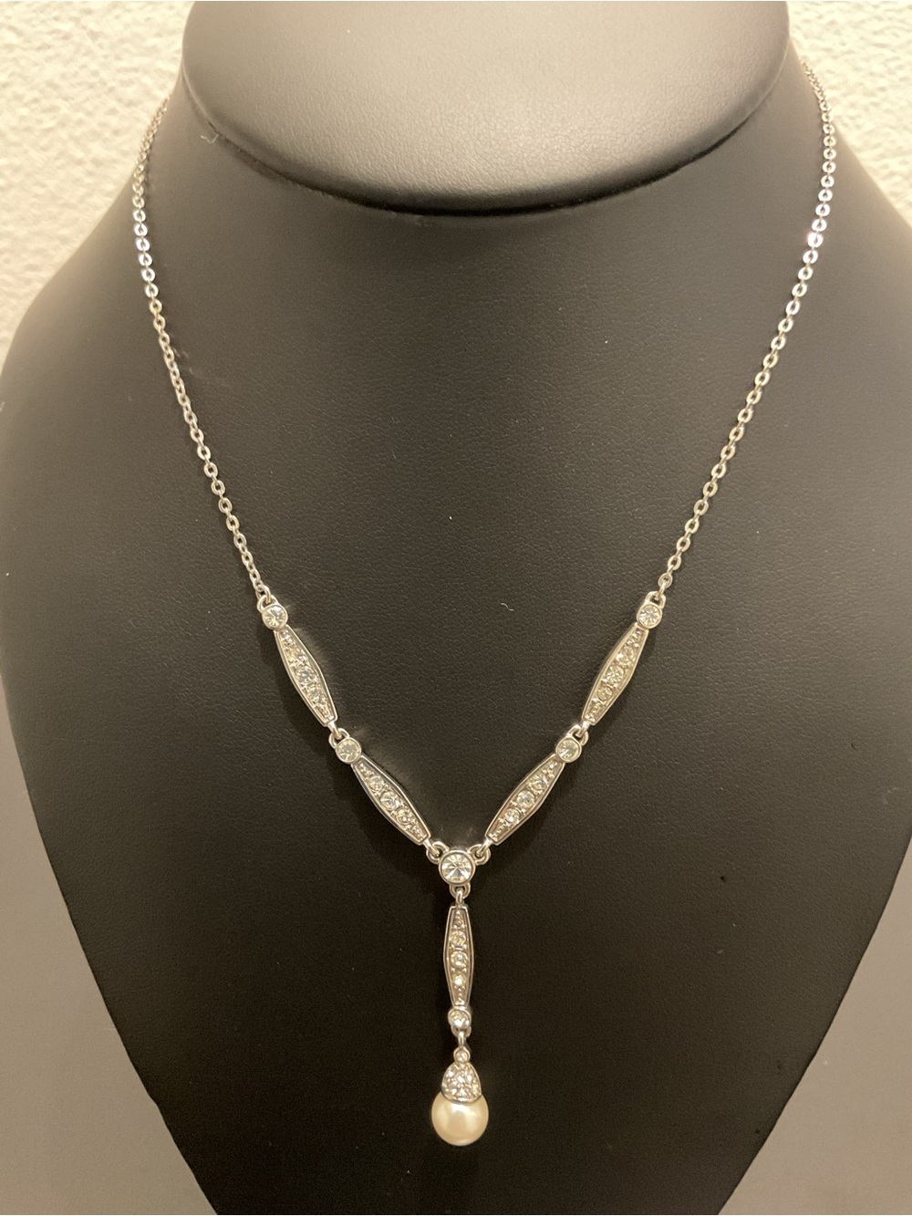 Vintage Art Deco Style White Gold Diamond Filigree Y-Drop Pearl Necklace - Picture 2 of 4